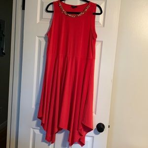 Beautiful handkerchief hen dress w/detail at neck. small area separated,shown